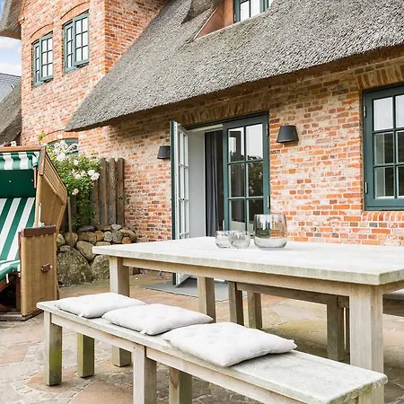 Holiday home Watthus Wenningstedt-Braderup